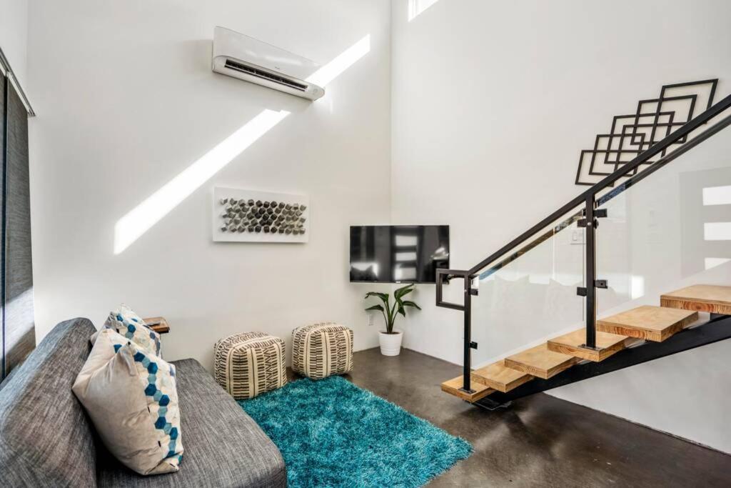 Quantum Tiny Loft At East End Revitalized Houston Dış mekan fotoğraf